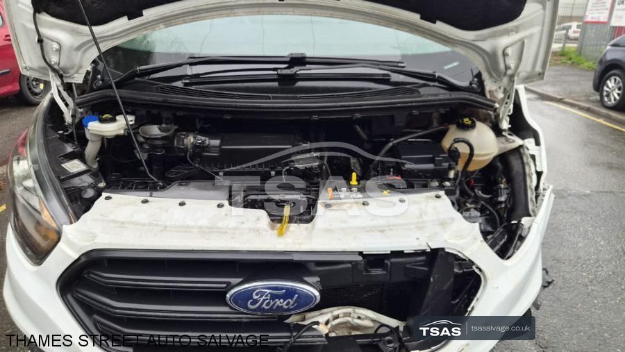Engine bay of a Ford Transit Custom with the bonnet open